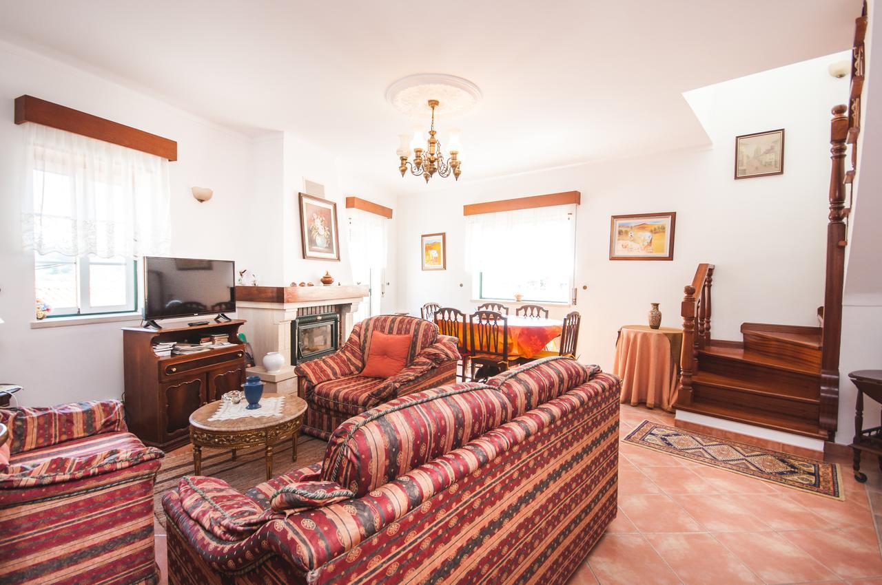 Rivers Nation Surf Camp Bed and Breakfast Atouguia Da Baleia Exteriör bild