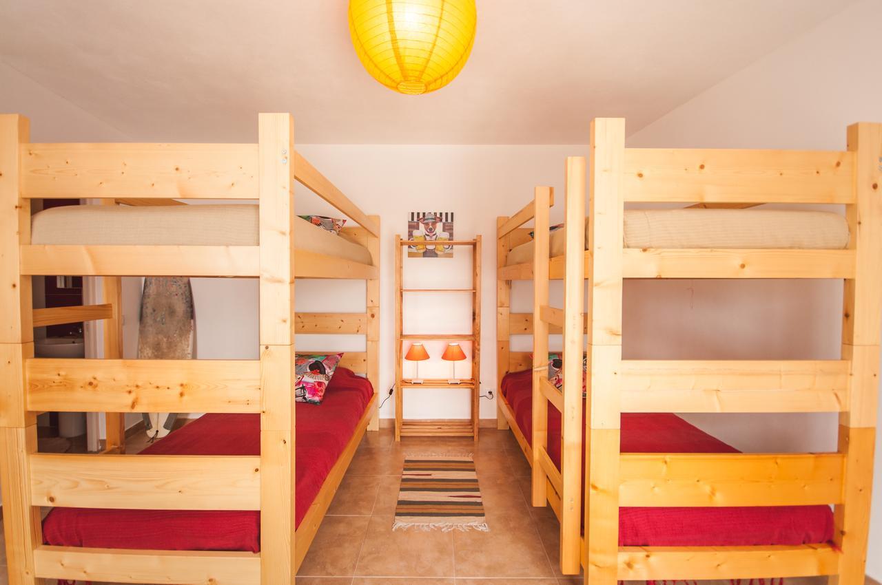 Rivers Nation Surf Camp Bed and Breakfast Atouguia Da Baleia Exteriör bild