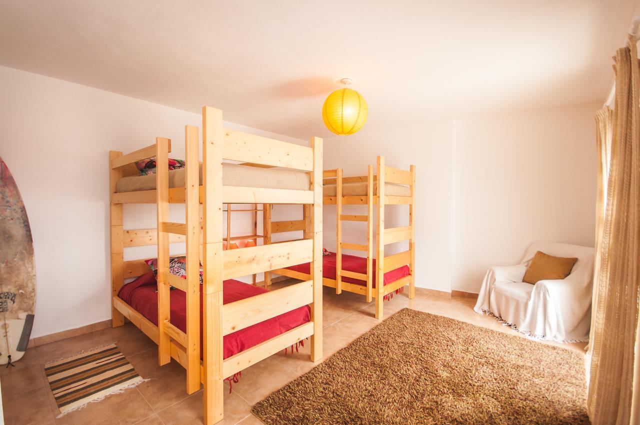 Rivers Nation Surf Camp Bed and Breakfast Atouguia Da Baleia Exteriör bild