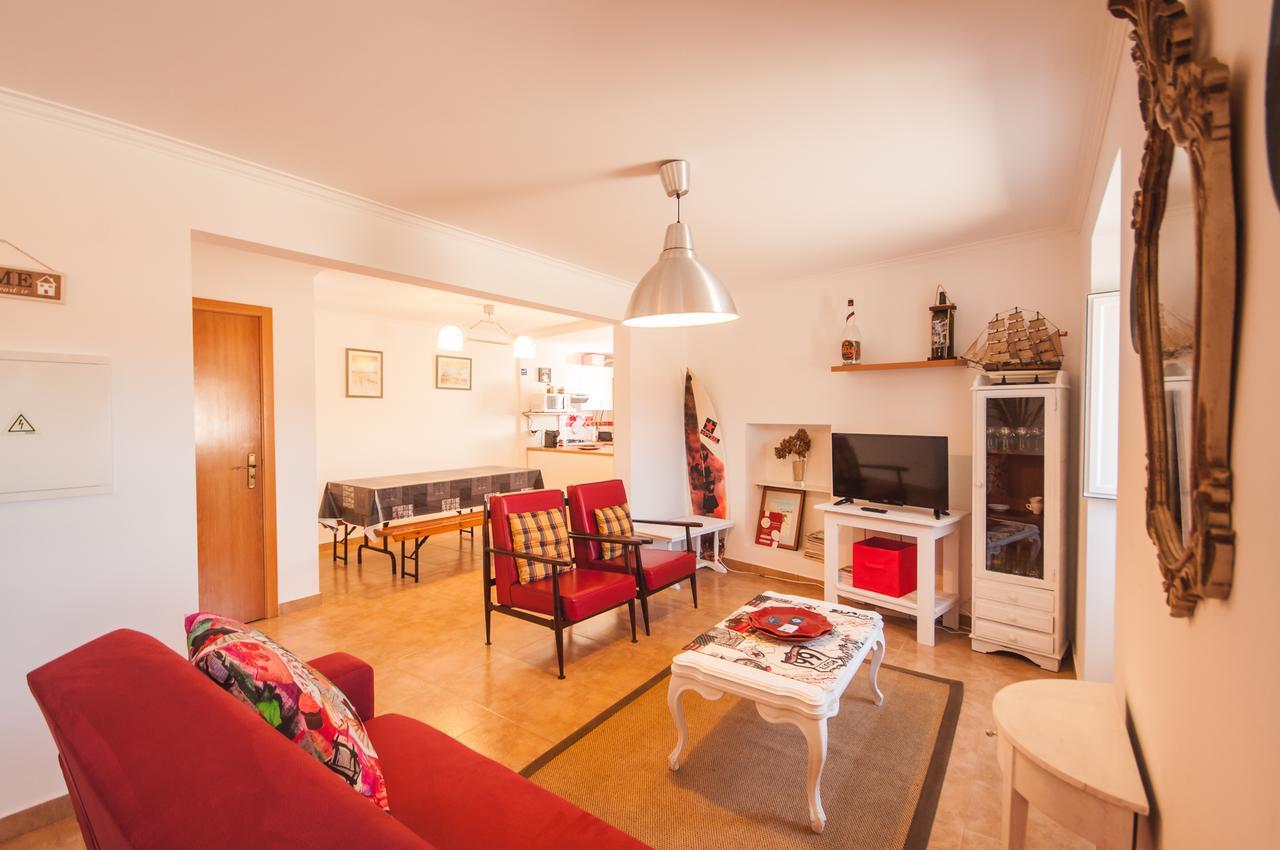Rivers Nation Surf Camp Bed and Breakfast Atouguia Da Baleia Exteriör bild